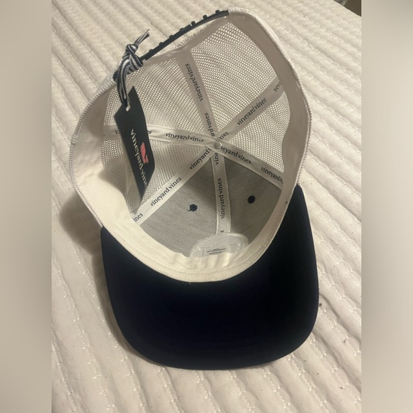 NWT Vineyard Vines Hat Blue/White Whale - Picture 2 of 3